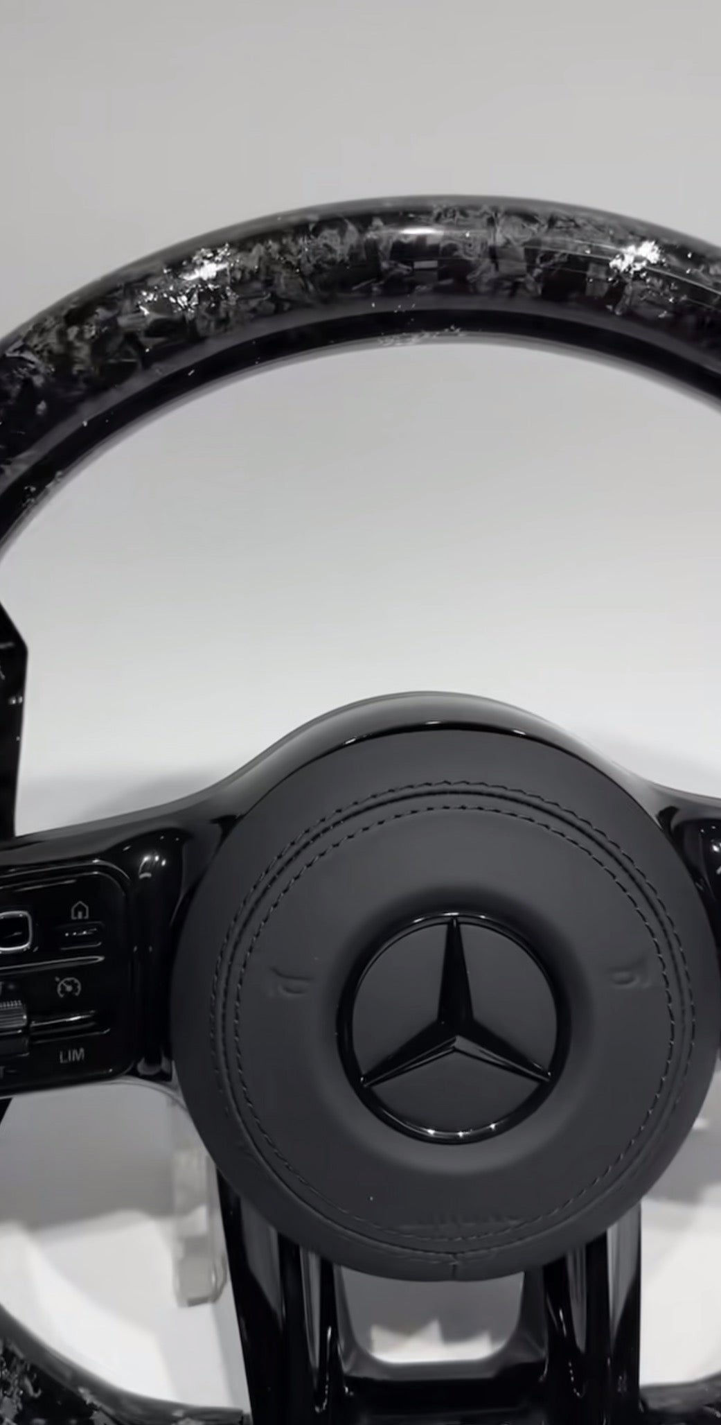 Volant Merceders Alcantara