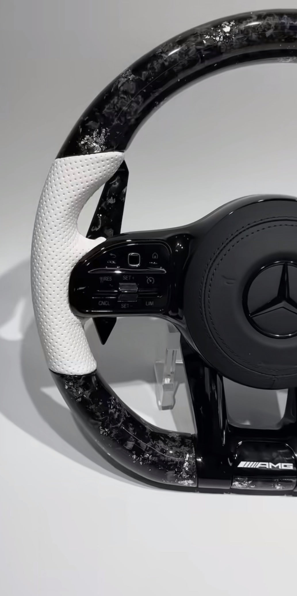 Volant Merceders Alcantara