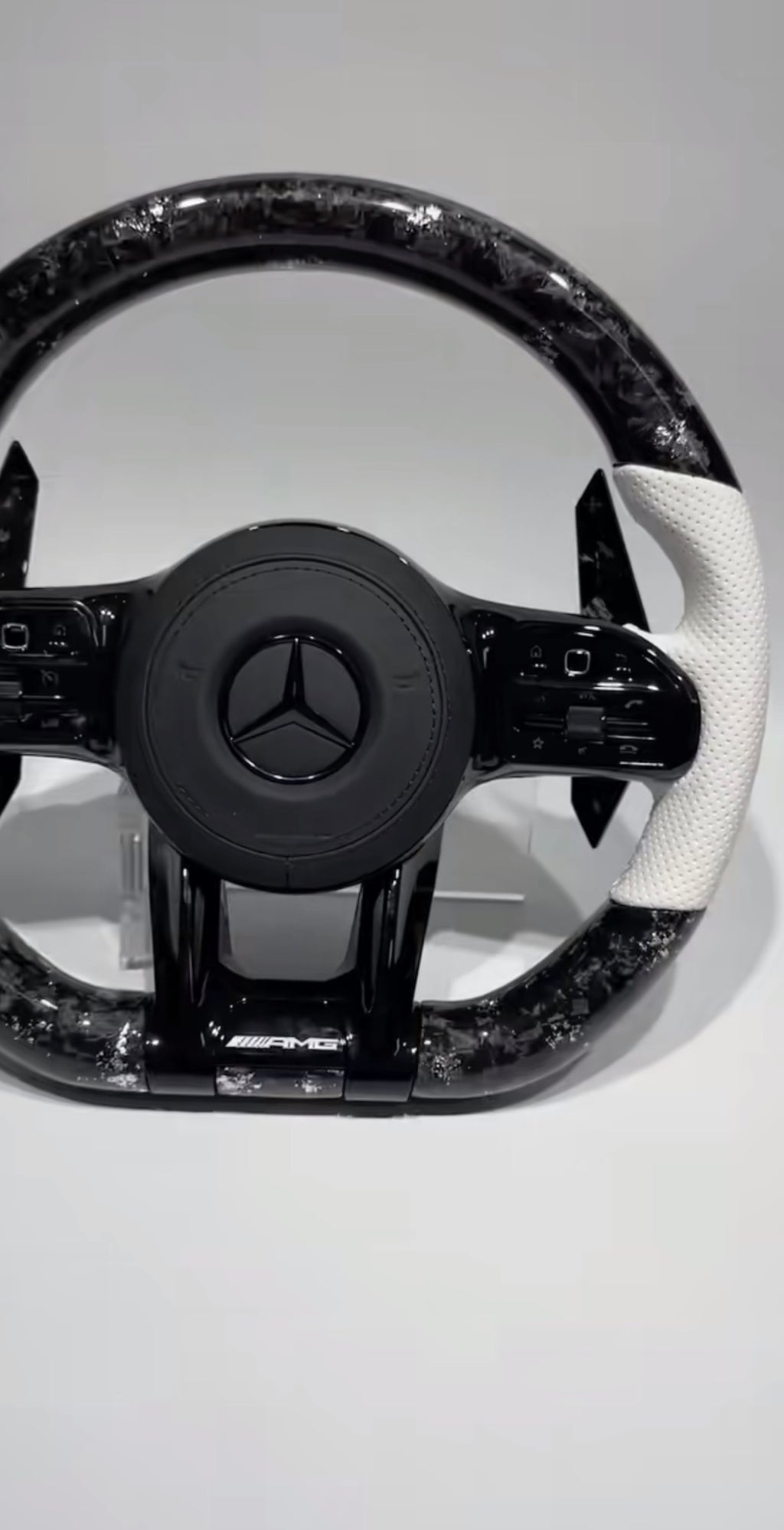 Volant Merceders Alcantara